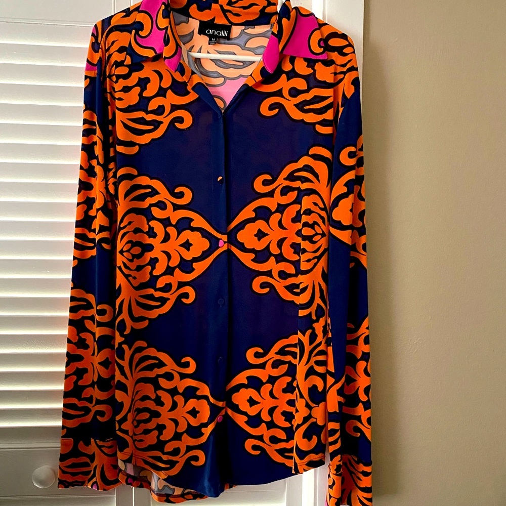 Analili of Miami, women’s top!